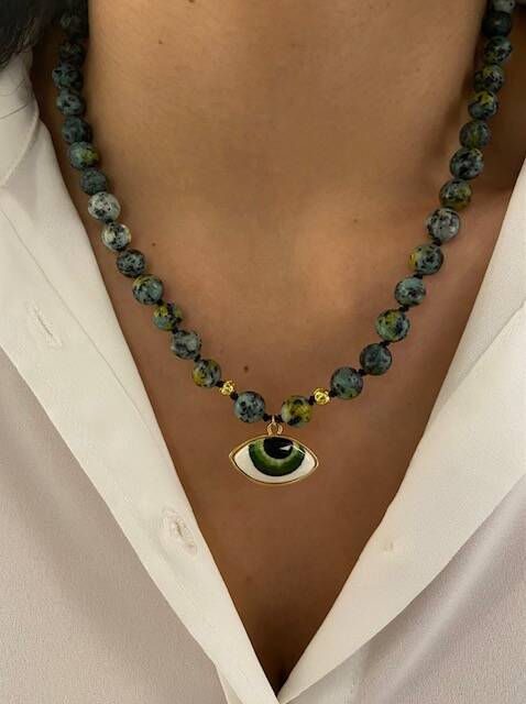 Agate Stone-set Green Eye Knot Necklace