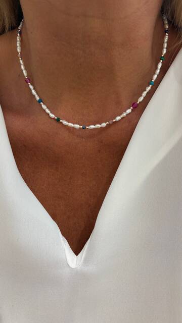 Colored Agate Stone-set Pearl Necklace
