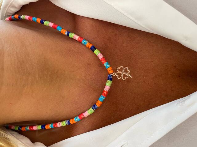 Colored Mother-of-Pearl Stone-set Clover Necklace