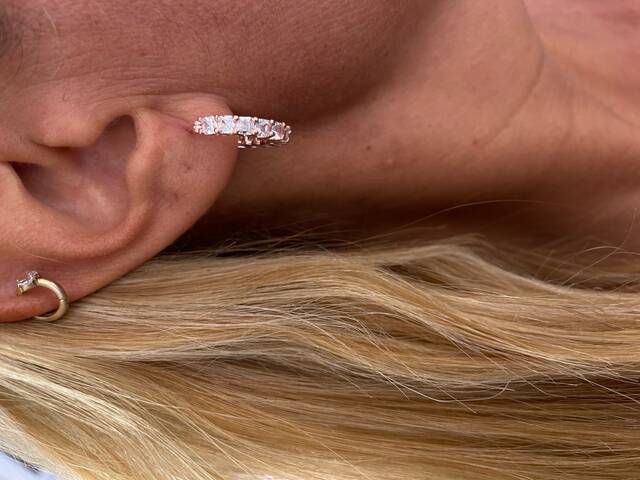 TAMTUR Stone-set Rose Hoop Earrings